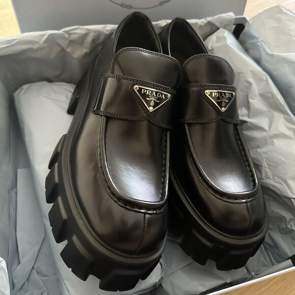 Prada Women's Black Loafers - Picture 1 of 3